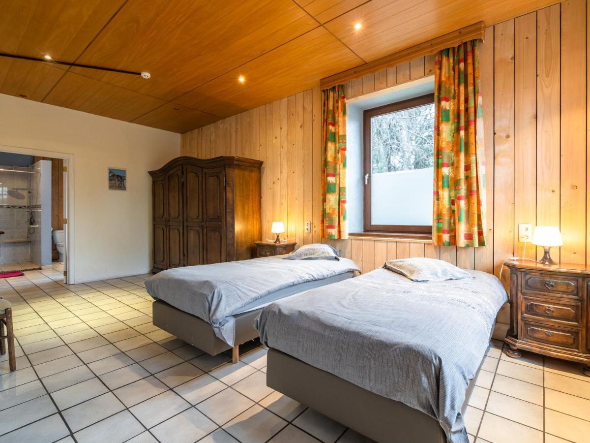 Modern Holiday Home In Sourbrodt With Private Pool Weismes Buitenkant foto