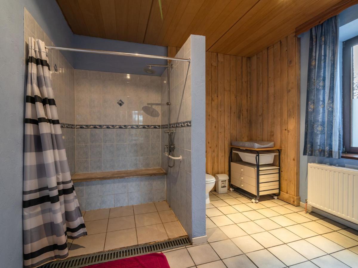 Modern Holiday Home In Sourbrodt With Private Pool Weismes Buitenkant foto