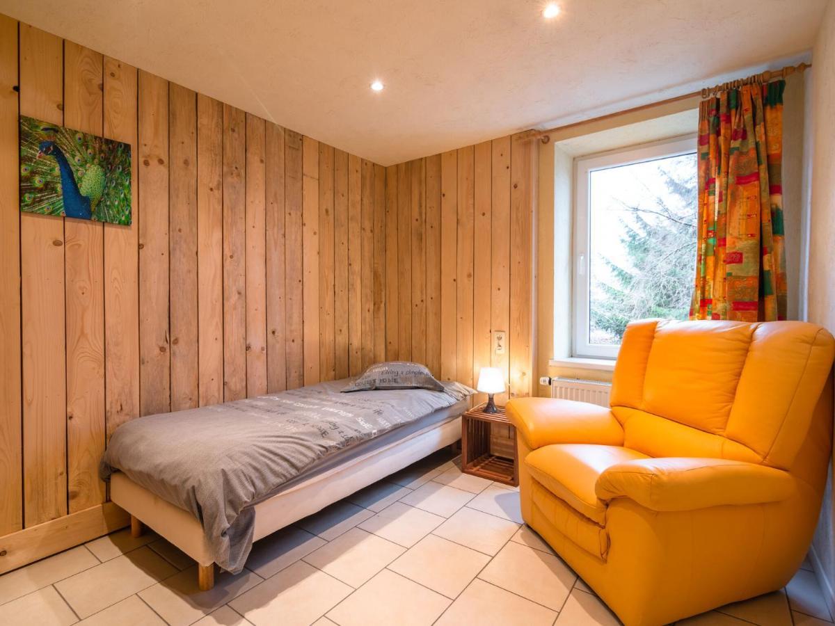 Modern Holiday Home In Sourbrodt With Private Pool Weismes Buitenkant foto