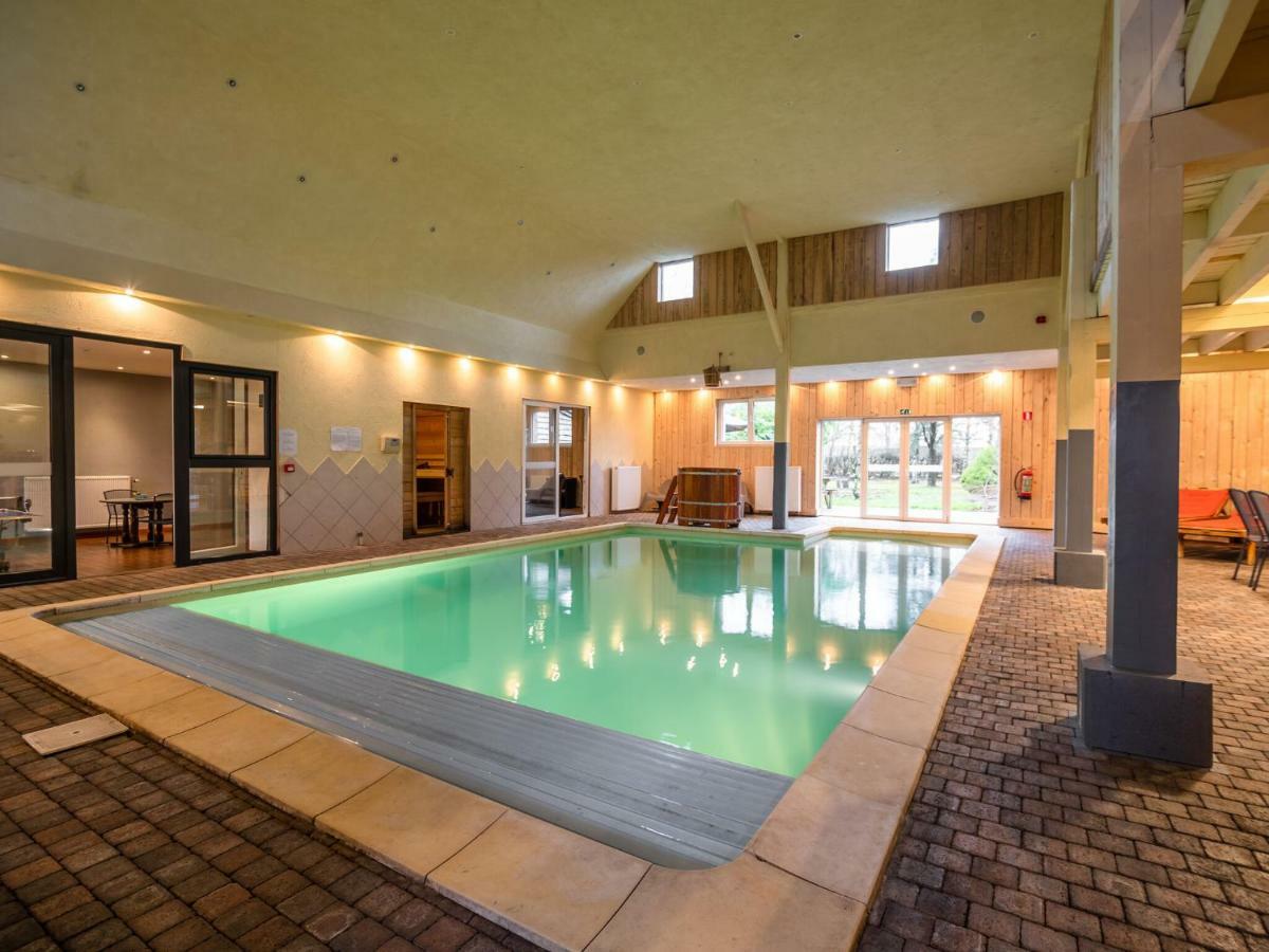 Modern Holiday Home In Sourbrodt With Private Pool Weismes Buitenkant foto